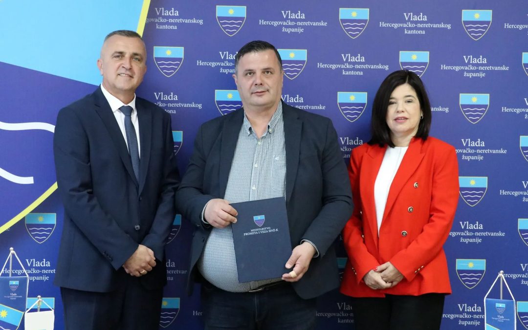Općina Neum u Mostaru potpisala ugovor za obnovu lokalnih prometnica